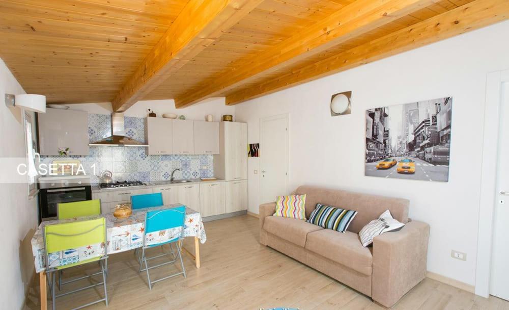 マルツァメミ Casa Le Gebbieヴィラ エクステリア 写真