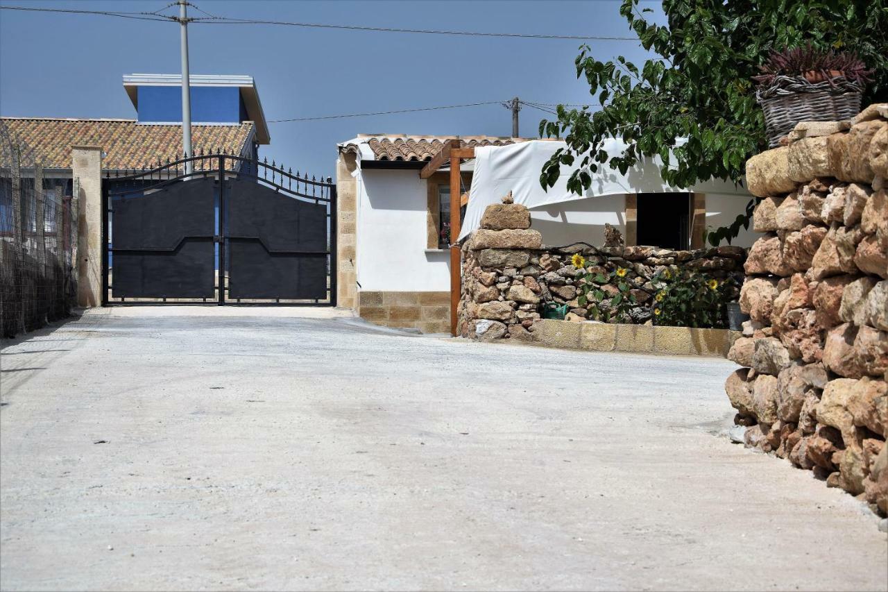 マルツァメミ Casa Le Gebbieヴィラ エクステリア 写真